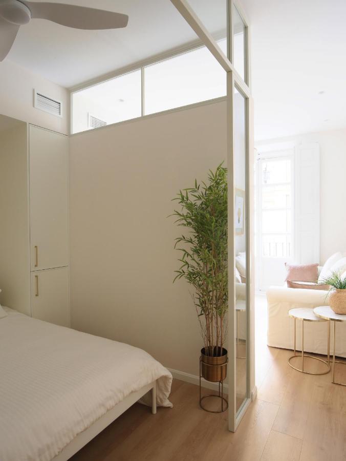 Staylish Studio Apartment In Malasana Madrid Exterior foto